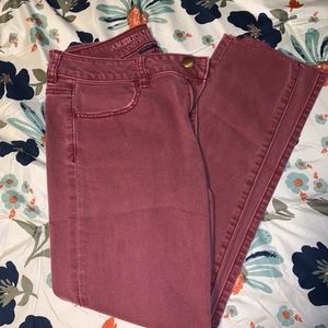 Capri colored jeans